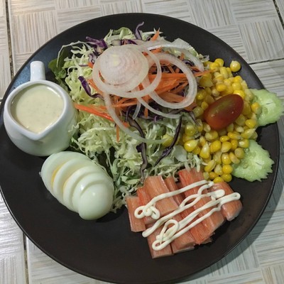 สลัดปูอัดเพิ่มไข่