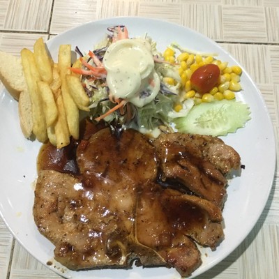 สเต็กพอร์คชอปชิ้นใหญ่