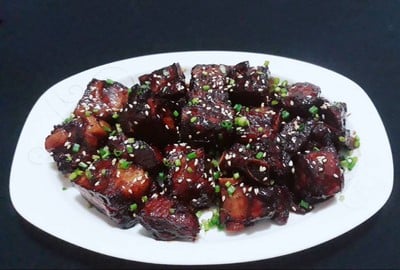 ซี่โครงหมูตุ๋นน้ำแดง/ซี่โครงหมูอบน้ำแดง