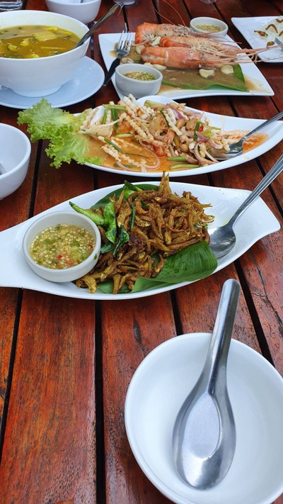 Deep Fried Turmeric Fish