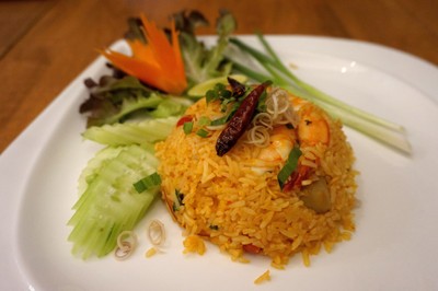 ข้าวผัดต้มยำทะเล