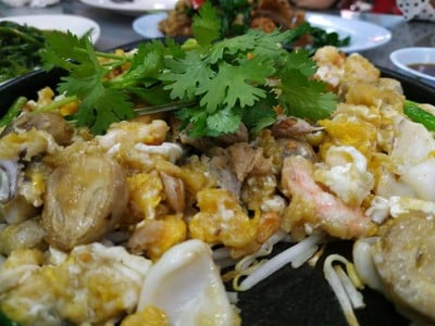 เมนูของร้าน สมยศ ข้าวต้มรอบดึก โชคชัย 4 ซอย 72