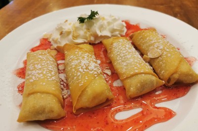 โรลกล้วยหอมทอด