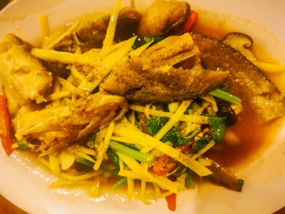 ผัดคื่นช่ายปลาเนื้ออ่อน