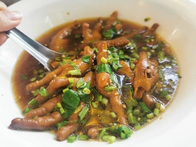 เมนูของร้าน ⭐️ก๋วยเตี๋ยวไก่ตุ๋นรุ่มรวย ต้นตำหรับ👍 ไทวัสดุ บางนา