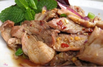 น้ำตกหมู