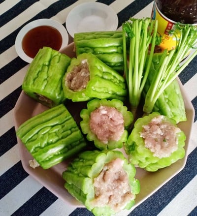 วิธีทำ ต้มมะระยัดไส้หมูตุ๋นยาจีน