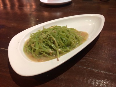 ผัดผักบุ้งหยก