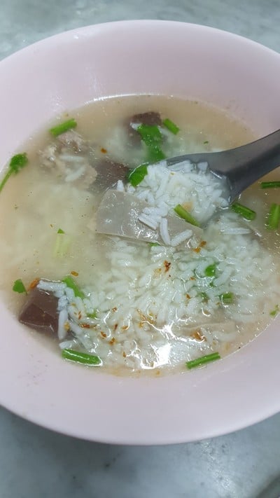 ข้าวต้มเป็ด + กระเพาะหมู
