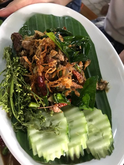 ลาบหมูคั่ว