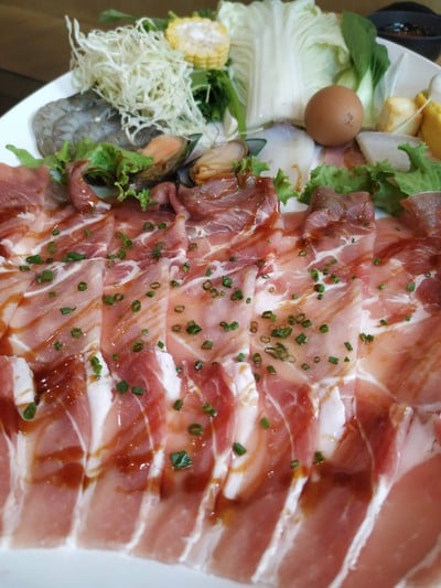 อาหาร หรือ เครื่องดื่ม