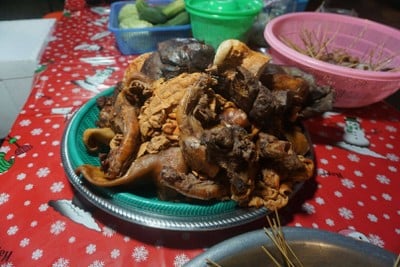 อาหาร หรือ เครื่องดื่ม
