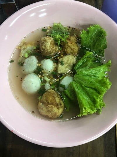 เมนูของร้าน สุย ก๋วยเตี๋ยวลูกชิ้นปลา สาธุประดิษฐ์ 39
