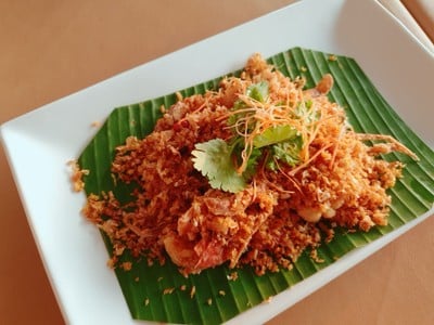 ปูนิ่มทอดกระเทียม