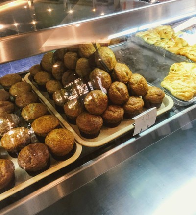 อาหาร หรือ เครื่องดื่ม