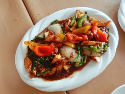 ผัดเห็ดพริกไทยดำ