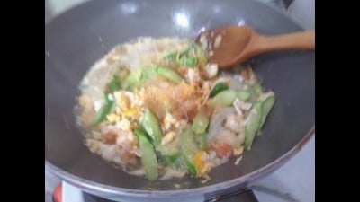 วิธีทำ แตงกวาผัดไข่ใส่วุ้นเส้น