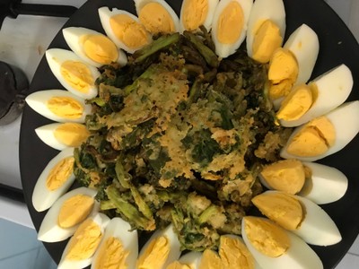 วิธีทำ ยำผักบุ้งกรอบกุ้งสดไข่ต้ม วิธีทำ ยำผักบุ้งกรอบกุ้งสดไข่ต้ม