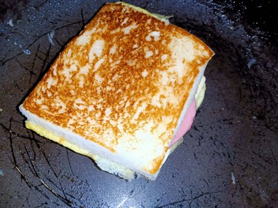 วิธีทำ แซนวิชไข่ชีส 🥪 วิธีทำ แซนวิชไข่ชีส 🥪