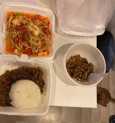 ข้าวกระเพราเครื่องใน