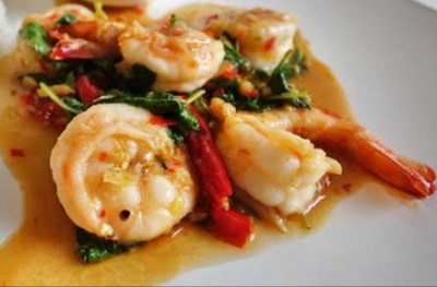 กะเพรากุ้ง