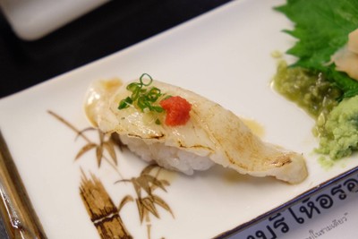 เอนกาวะ ครีบปลาตาเดียว