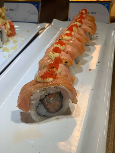 แซลมอลโรล