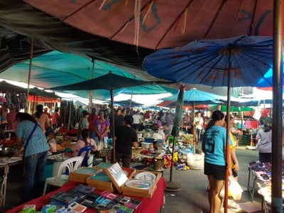 ตลาดนัดวันอาทิตย์ สงขลา