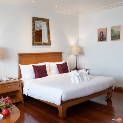 The Imperial River House Resort