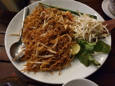 ผัดไทยหมี่กรอบ