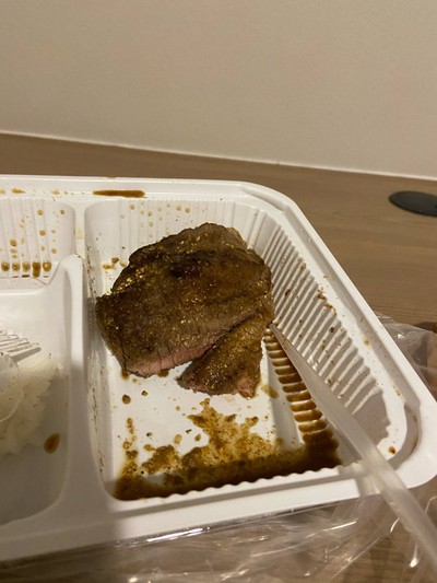 สเต๊กเนื้อข้าวคั่ว