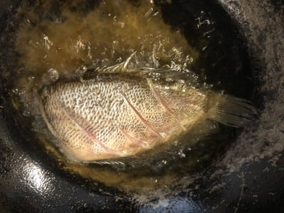 วิธีทำ ปลาสลิดแดดเดียวทอด