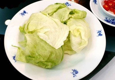 อาหาร หรือ เครื่องดื่ม