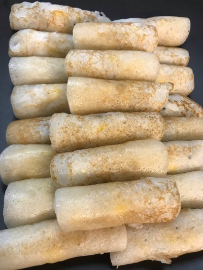 ขนมครกม้วน