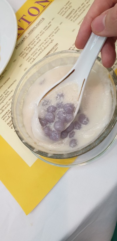 บัวลอยเผือกมะพร้าวอ่อน