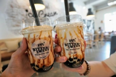 อาหาร หรือ เครื่องดื่ม