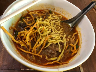 ข้าวซอยเนื้อ