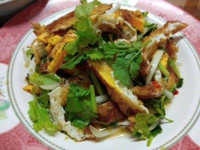 ยำไข่ดาว