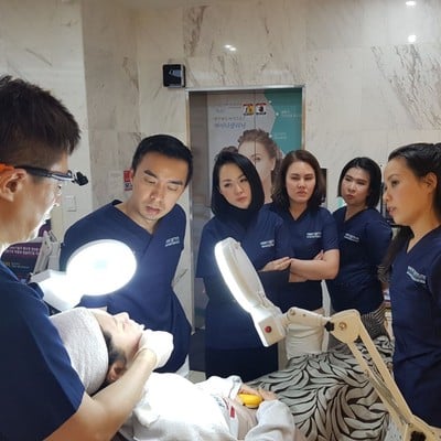 The Demis Clinic สยามสแควร์วัน ชั้น 6