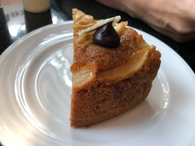 Apple Soft Cake 90฿