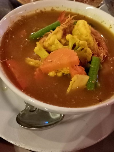 เเกงส้มกุ้ง