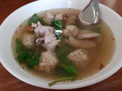 เกาเหลาเลือดหมู