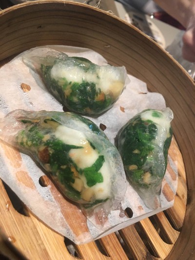 ขนบจีบไส้ผักกับกุ้ง