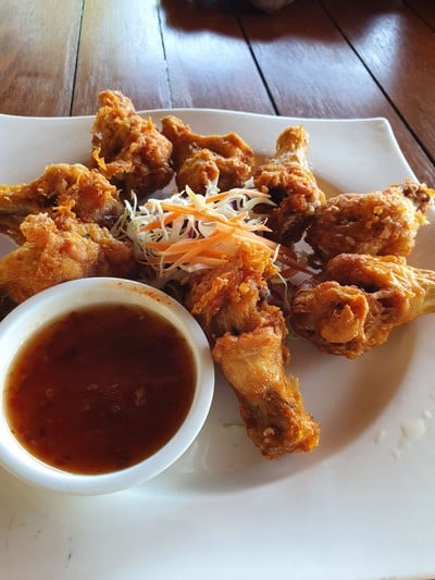 ปีกไก่ทอด