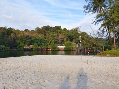 สระว่ายน้ำ/ชายหาด