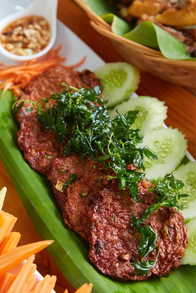 ครัวริมคลอง อ่างเก็บน้ำ บางพระ ชลบุรี