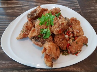 อาหาร หรือ เครื่องดื่ม