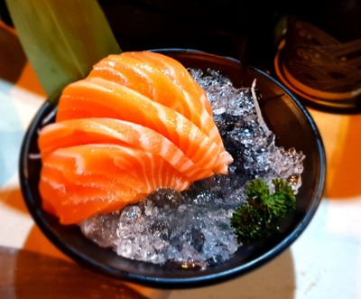 ซาชิมิ แซลมอน