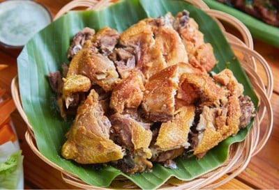 ครัวริมคลอง อ่างเก็บน้ำ บางพระ ชลบุรี