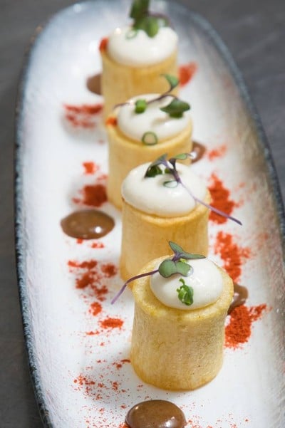 เมนูของร้าน Albricias Restaurant โรงแรมชาเทรียม เรซิเดนซ์ สาทร กรุงเทพฯ